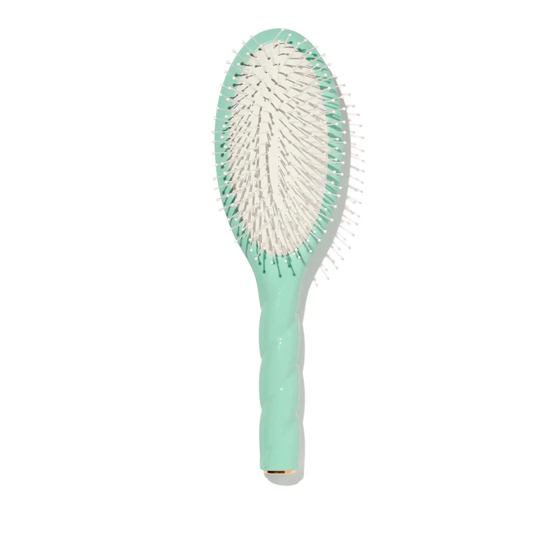 La Brosse N°04 la Miracle Dêmêlante et Massante