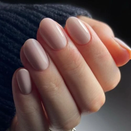 SHELLAC Vernis U.V Unmasked