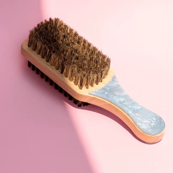Brosse voyage sleek back