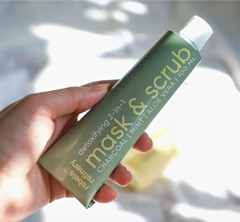 Rebels Refinery Detoxifying 2-in-1 Mask & Scrub