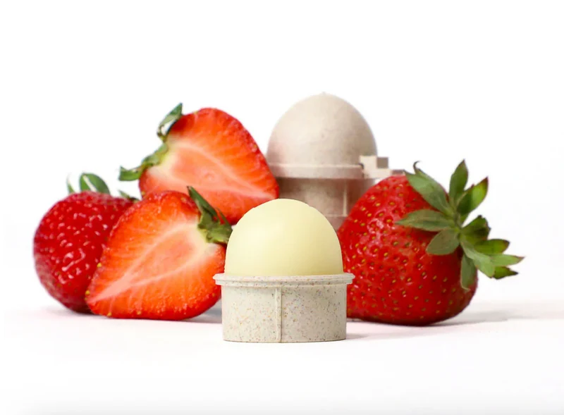 Rebels Refinery Refill Pod for Refillable Lip Balm – Strawberry
